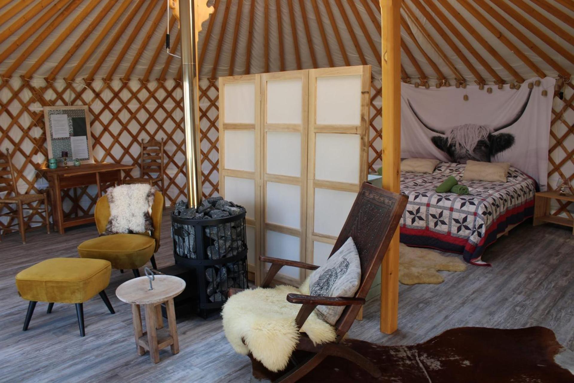Отель Luxe Yurt Каудекерке Экстерьер фото
