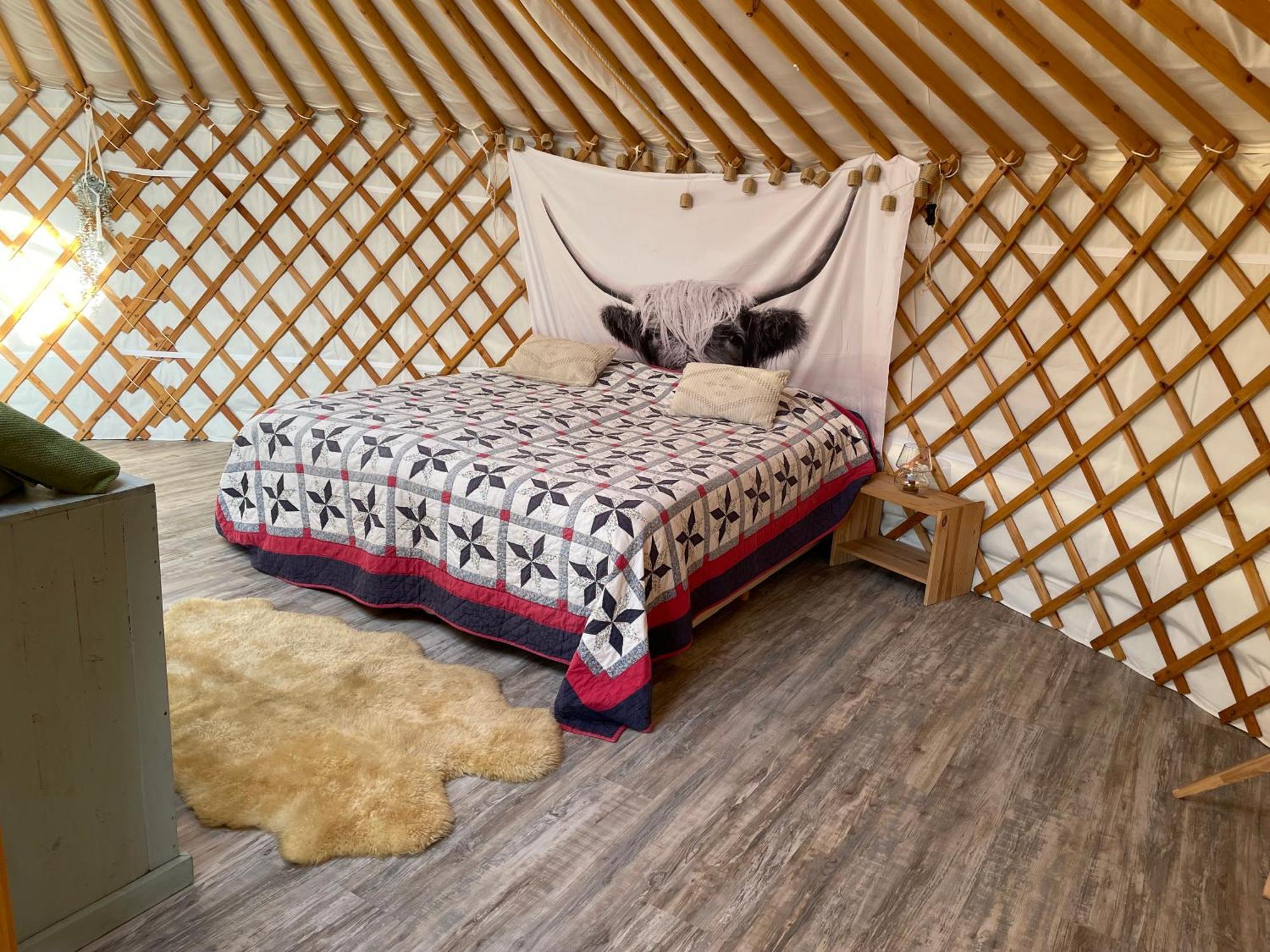 Отель Luxe Yurt Каудекерке Экстерьер фото