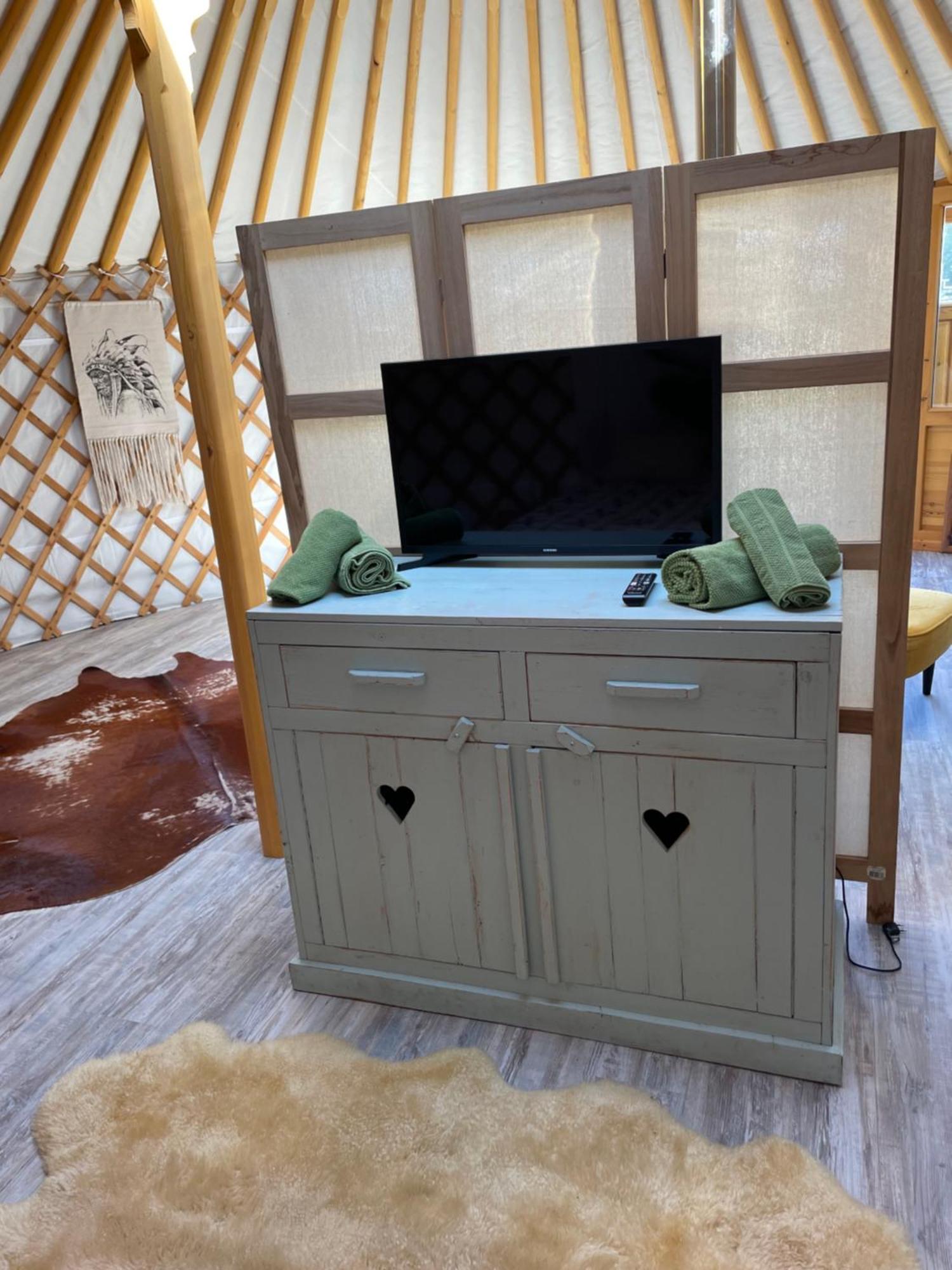 Отель Luxe Yurt Каудекерке Экстерьер фото